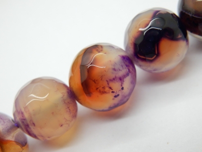 Ахат мъниста фасетирани клас АВ, Purple Agate beads 10мм - 19 броя 