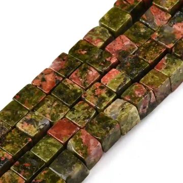 1 Естествени мъниста от Унакит, куб, 6─7x6─6.5мм