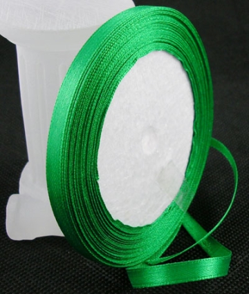 Сатенена панделка зелено - 1м