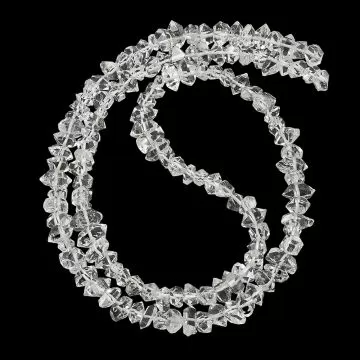 Полиран кварц Херкимер (Herkimer Diamond) късчета 9~12x2~4мм - наниз 20-20,5 см