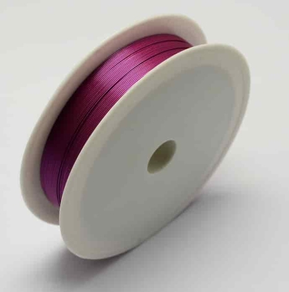 Стмана електролтно желязо виолетов цвят , диаметър на сечението 0.5мм