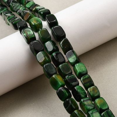 4 Наниз от зелени мъниста Тигрово Око с кубоидна форма - реален изглед