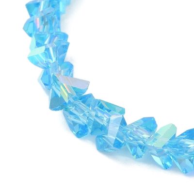 Стъклени мъниста с триъгълно сечение, Sky Blue AB, 4~4.5x4~4.5x2.5 мм – наниз 29~31 см
