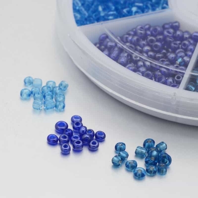Синци стъклени сини 2мм-  органайзер с 6 цвята